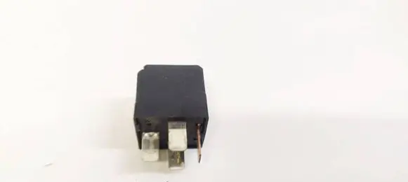 Opel Insignia A Other relay 13500119