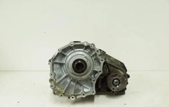 Nissan Pathfinder R51 Gearbox transfer box case 