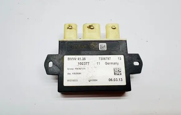 BMW 3 F30 F35 F31 Tailgate/trunk control unit/module 7306797 102377 934367111