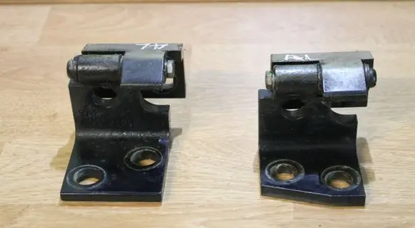 BMW X5 E53 Rear door hinge set 82651629