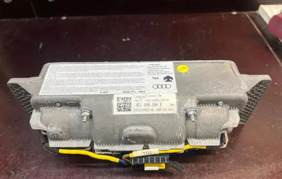 Audi A4 S4 B7 8E 8H Passenger airbag 8E1880204B 20050180412 305331199ZZZAB