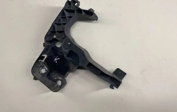 Renault Scenic II - Grand scenic II Front bumper mounting bracket 8200137495 43194