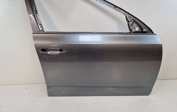 Skoda Octavia Mk3 (5E) Front door