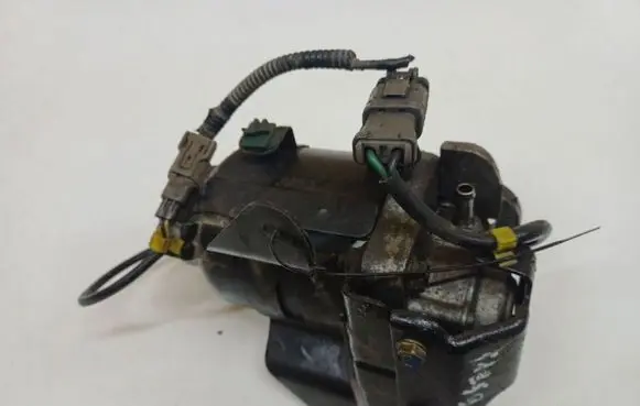 Honda FR-V Fuel filter