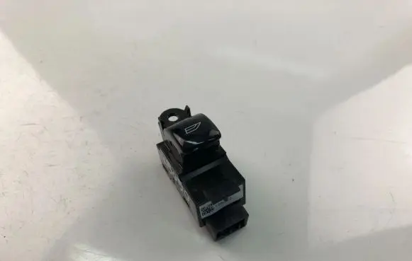 Volvo XC90 Electric window control switch 31376458