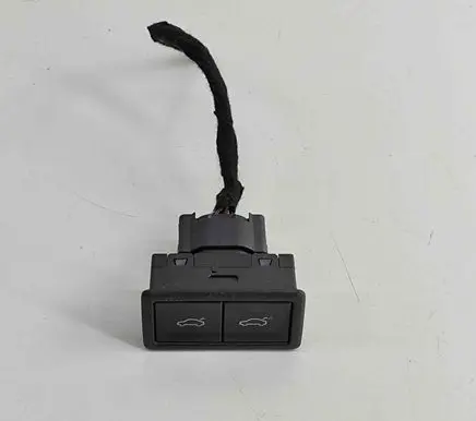 Volkswagen PASSAT B8 Tailgate/boot open switch button 3G0959832A