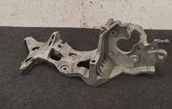 Volkswagen Touran III Generator/alternator bracket 04L903143D 04L903143E