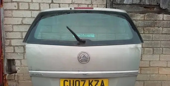 Opel Zafira B Tailgate/trunk/boot lid