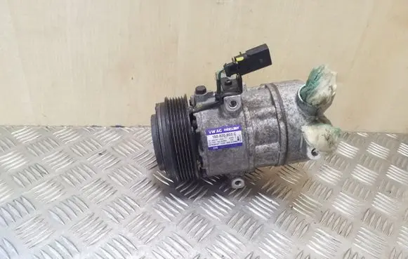 Volkswagen Up Air conditioning (A/C) compressor (pump) 1S0820803C