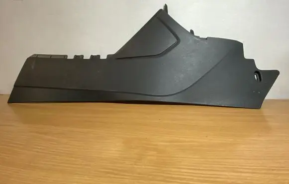 Volkswagen Touran III Dashboard glove box trim 5TC863046 C2116