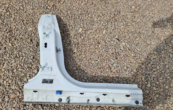 BMW 2 F44 Pillar (middle) 