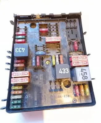 Volkswagen Touran I Fuse module 1K0937124H 015345021