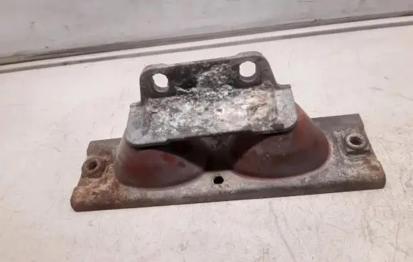 Audi A6 S6 C6 4F Muffler mount bracket/holder 1710381A