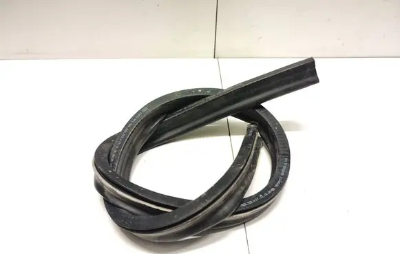 Audi A5 Engine compartment rubber 8W0823723A