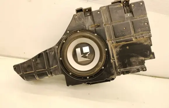 Mitsubishi Pajero Subwoofer speaker 8720A031