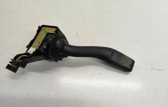 Audi A3 S3 8P Indicator stalk 8P0953513A