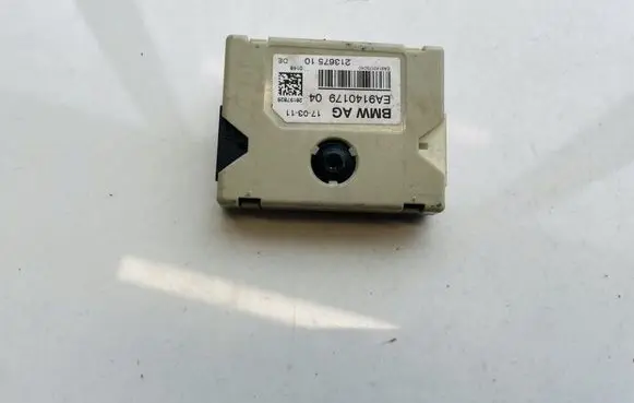 BMW 5 F10 F11 Antenna control unit EA914017904 21367510