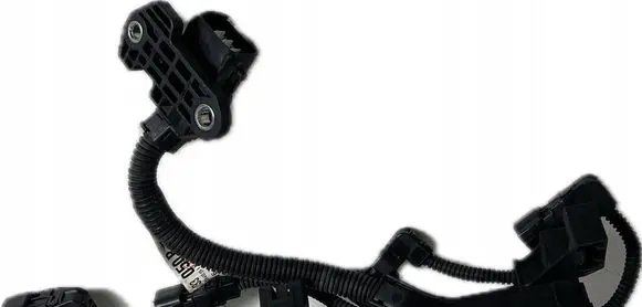 Toyota RAV 4 (XA50) Wiring harness 8212633050B