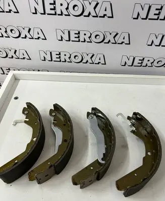 Volkswagen Transporter - Caravelle T3 Brake pads (rear) LS1301