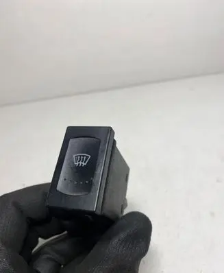 Windscreen/window heater switch