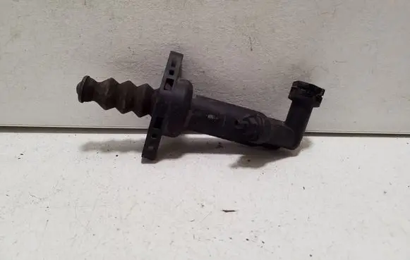 Volkswagen Golf V Clutch slave cylinder 1K0721261C