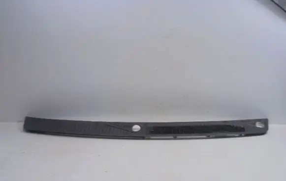 Mitsubishi Pajero Pinin Wiper trim MR511597