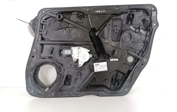 Mercedes-Benz ML W166 Front door window regulator with motor