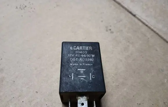 Renault Laguna I Other relay 01403