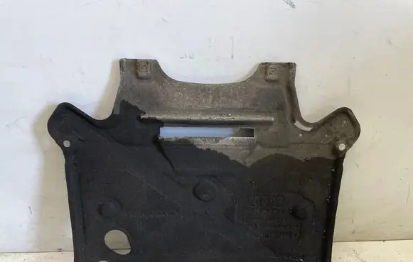 Audi S5 Engine splash shield/under tray 8K2863822Q