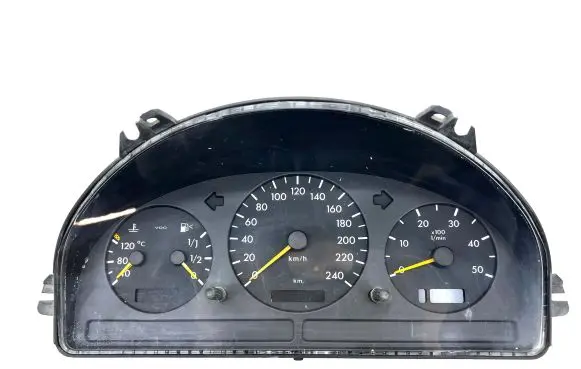Mercedes-Benz ML W163 Speedometer (instrument cluster) A1635407611