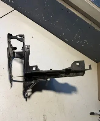 BMW 5 F10 F11 Headlight/headlamp mounting bracket 7200794 11071510