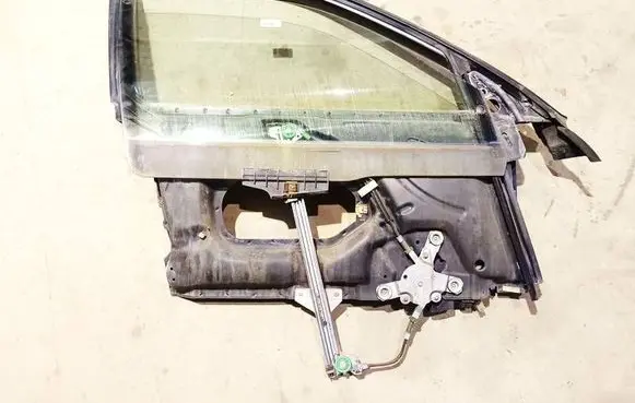 Audi A6 S6 C4 4A Front door window/glass frame 
