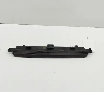 BMW iX1 Third/center stoplight 8494354