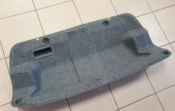 Mitsubishi Lancer VIII Tailgate/boot lid cover trim 