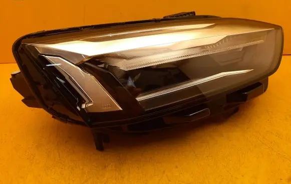 Audi A5 Headlight/headlamp 8W6941012