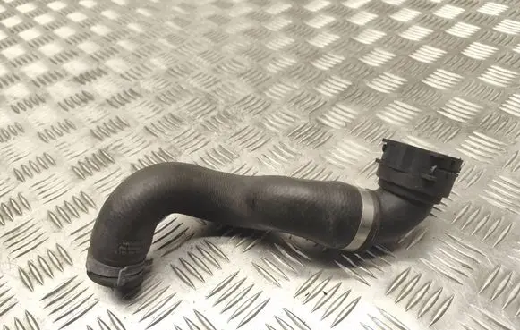 Audi A6 S6 C7 4G Engine coolant pipe/hose 4G0122101