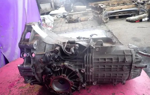 Audi A4 S4 B5 8D Manual 5 speed gearbox DHL