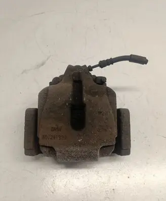 BMW 5 F10 F11 Front brake caliper 6024330