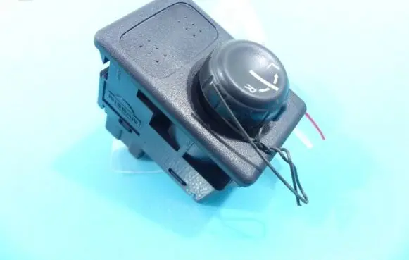 Nissan Almera Tino Electric window control switch IMPRK1150997