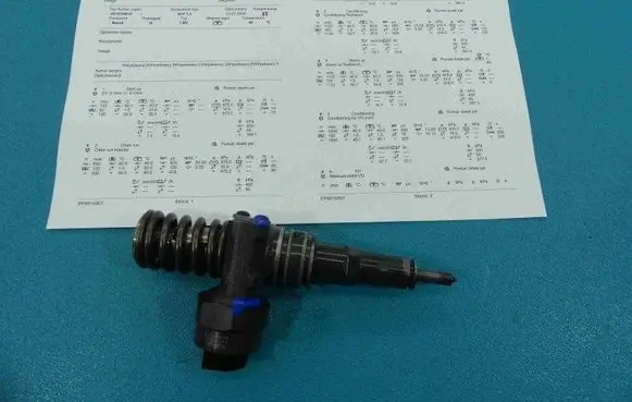 Fuel injector