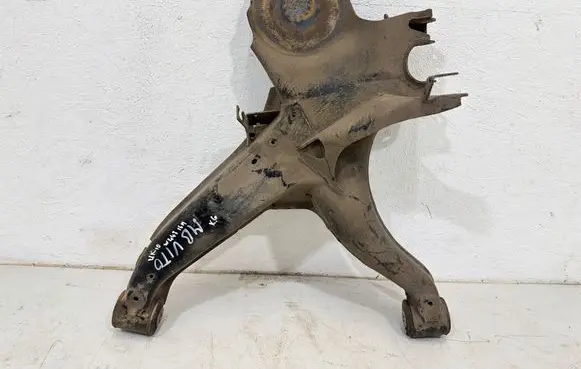 Mercedes-Benz Vito Viano W447 Rear upper control arm/wishbone A4473504900