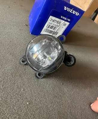 Volvo V60 Front fog light 31677939 89251036