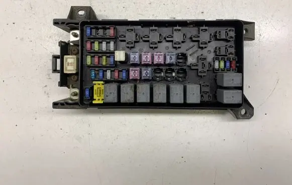 KIA Sorento Fuse module 911603E040