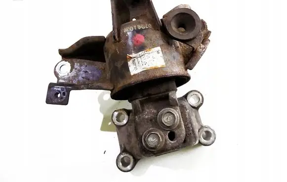 KIA Ceed Engine mount bracket