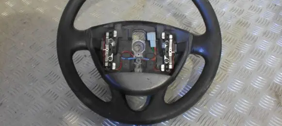Renault Trafic II (X83) Steering wheel 
