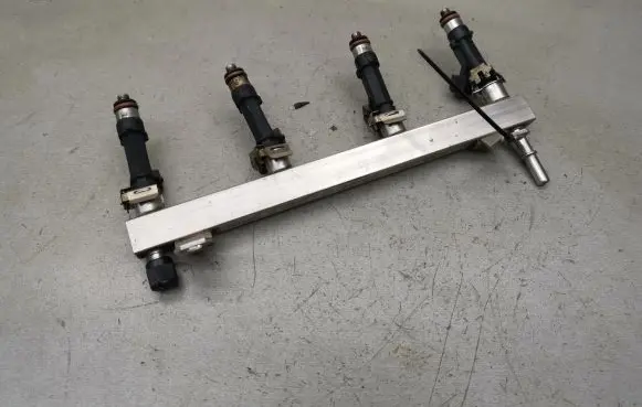 Fuel injectors set