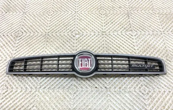 Fiat Bravo Front grill 735414652