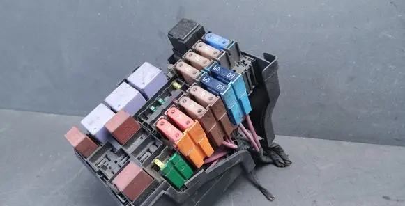 Renault Laguna II Fuse box set 8200283131D 8200333352 22204039
