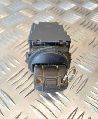 BMW 5 E60 E61 Ignition lock 6954722 0334 10862510