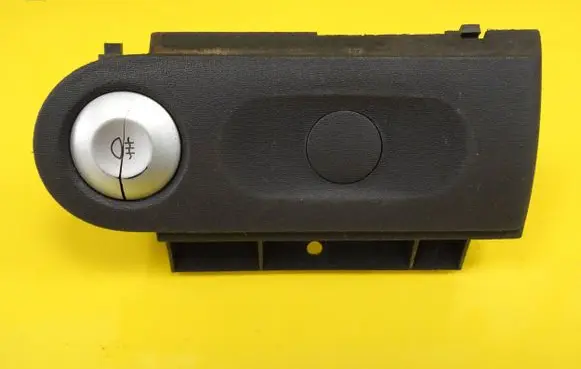 Mitsubishi Colt Fog light switch 